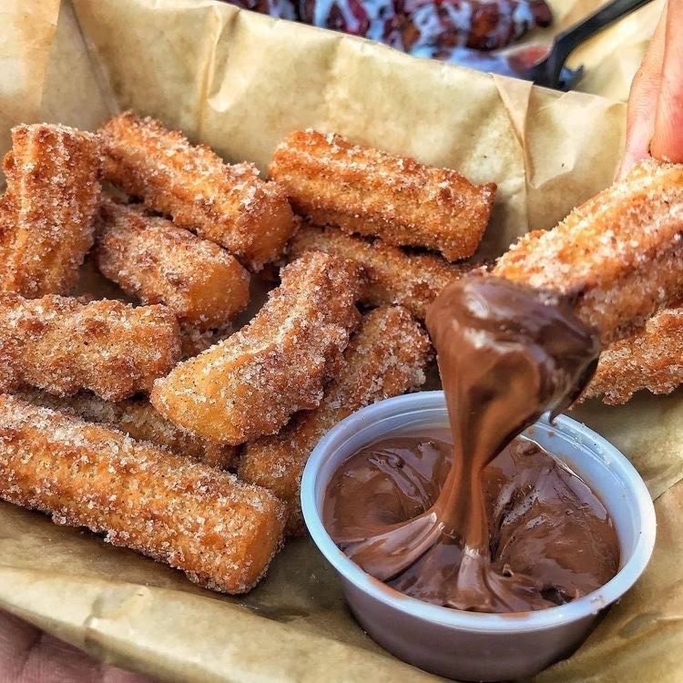 Moda Churros com chocolate