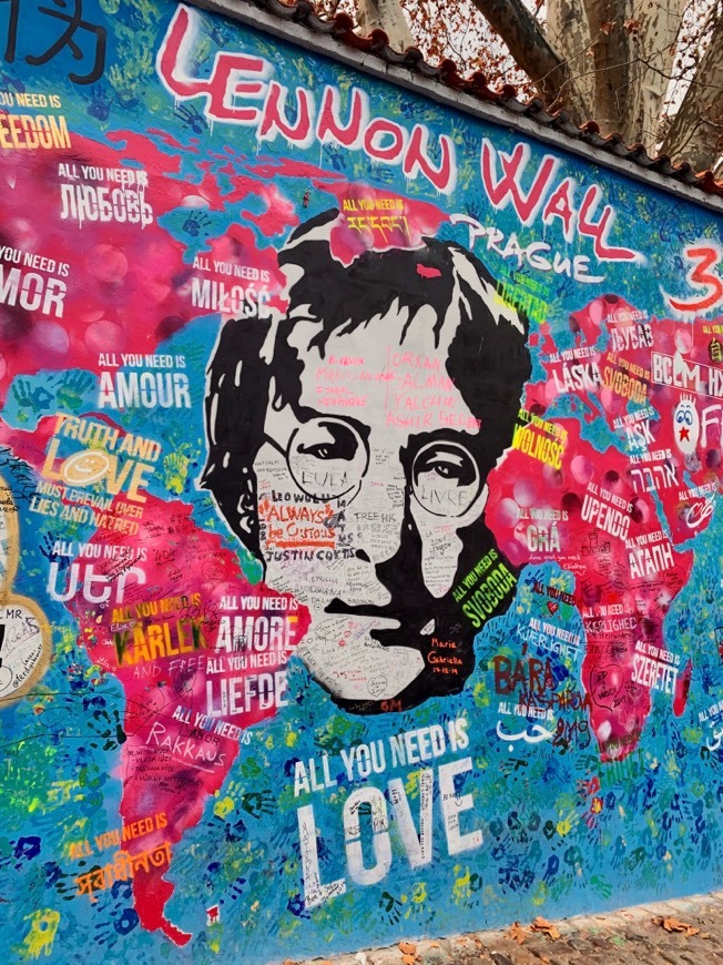 Place John Lennon Wall