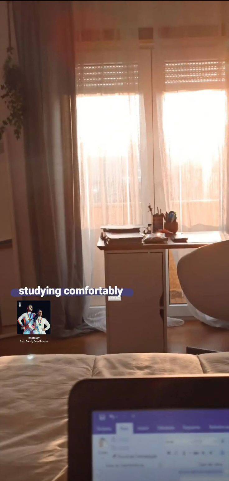 Social Aesthetic storie