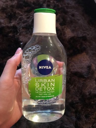 Nivea Urban Skin Detox
Água micelar 