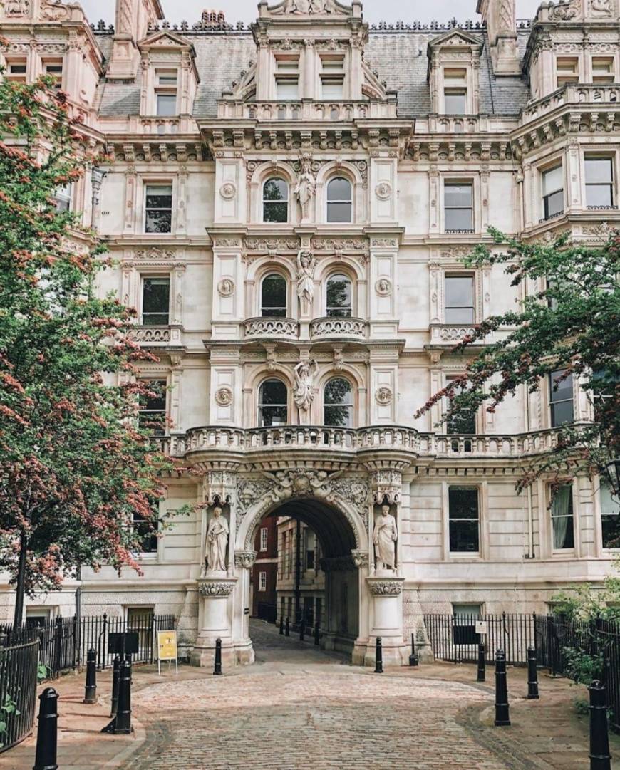 Place Middle Temple Lane