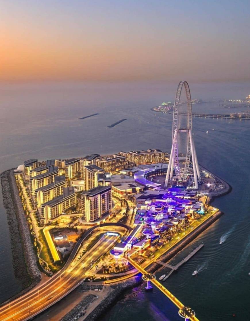 Place Bluewaters Island