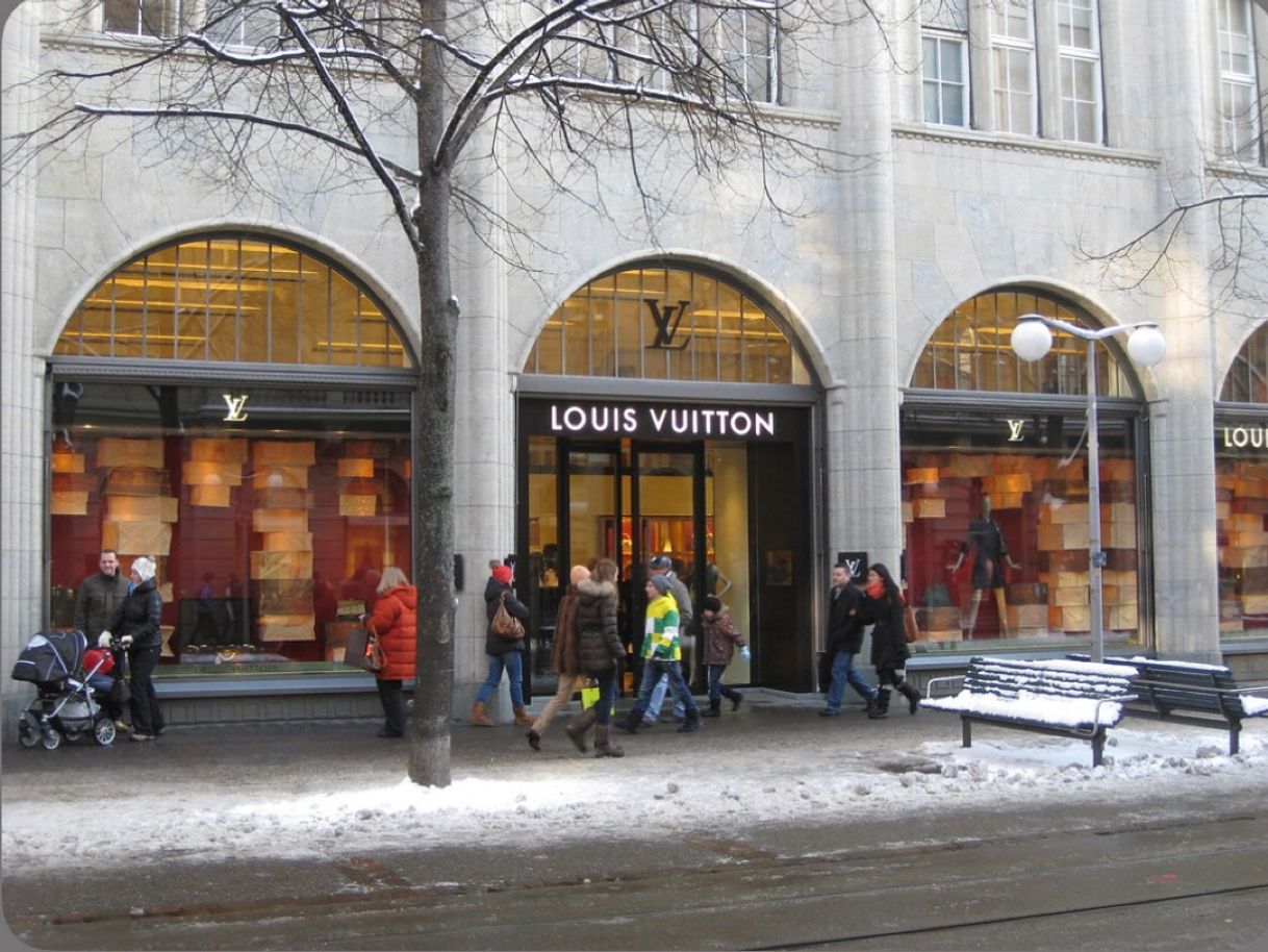 Place LOUIS VUITTON Zurich Store