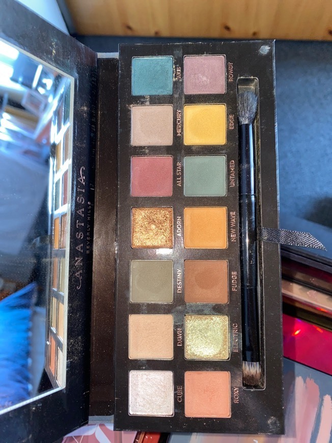 Products Subculture Eyeshadow Palette