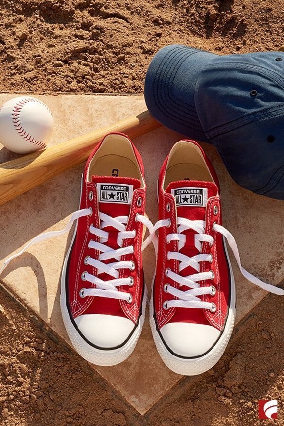 Classic red converse