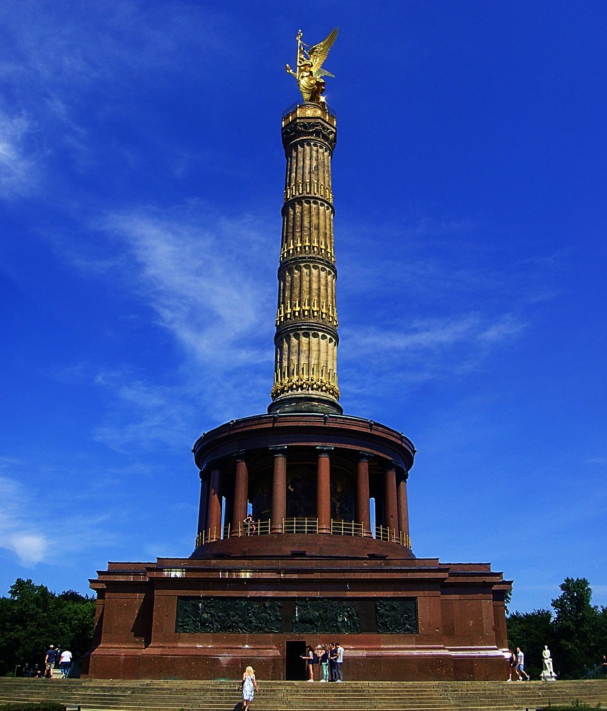 Place Victory Column