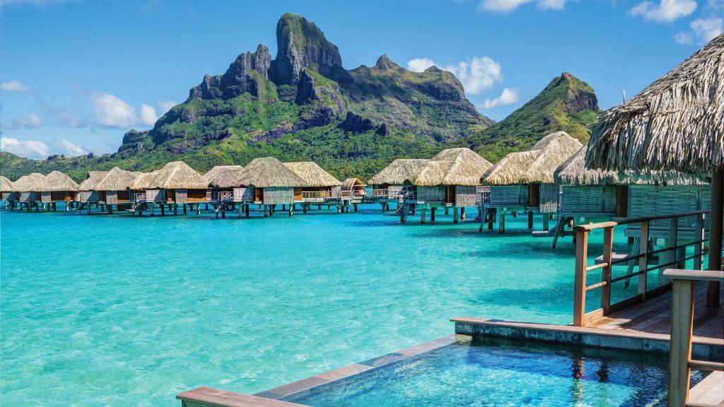 Fashion Four Seasons Resort, Bora Bora

