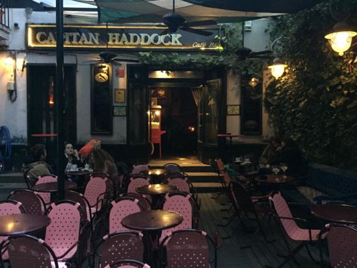 Place Café Bar Capitán Haddock