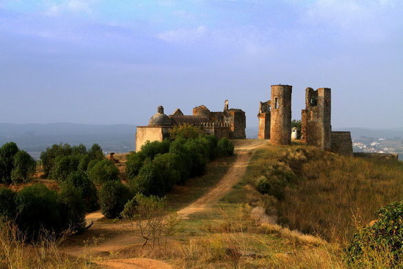 Place Castelo de Montemor-o-Novo