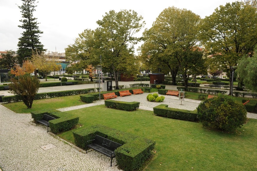 Place Jardim Luís de Camões