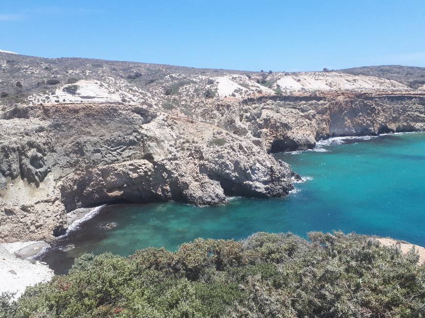 Place Tsigrado Beach, Milos