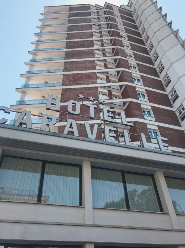 Hotel Caravelle