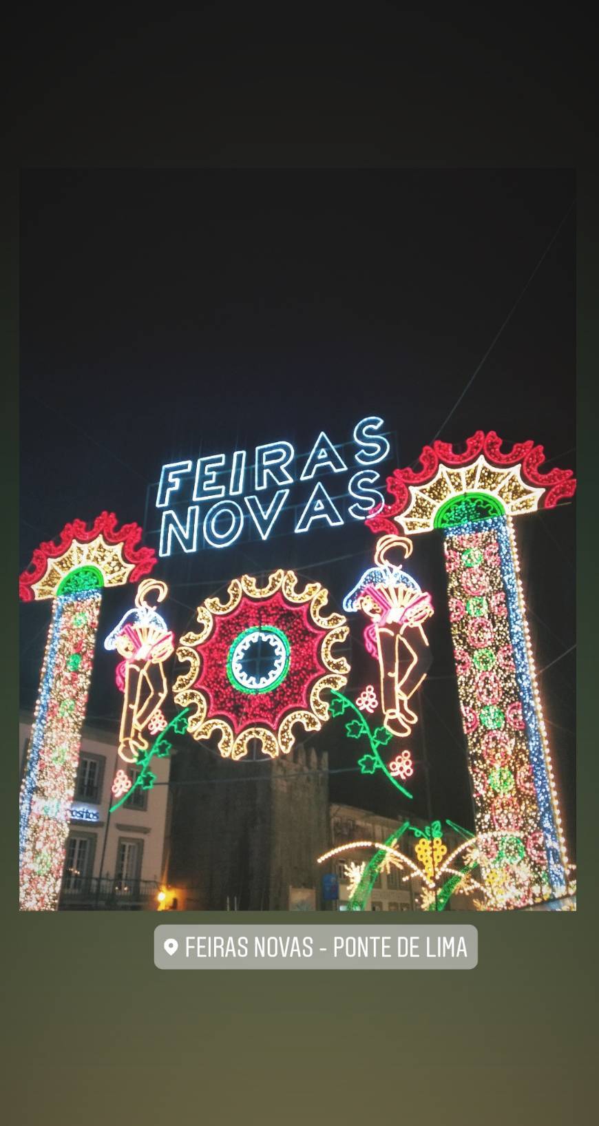 Lugar Alegoria às Feiras Novas e ao Folclore, Statue to the folk culture