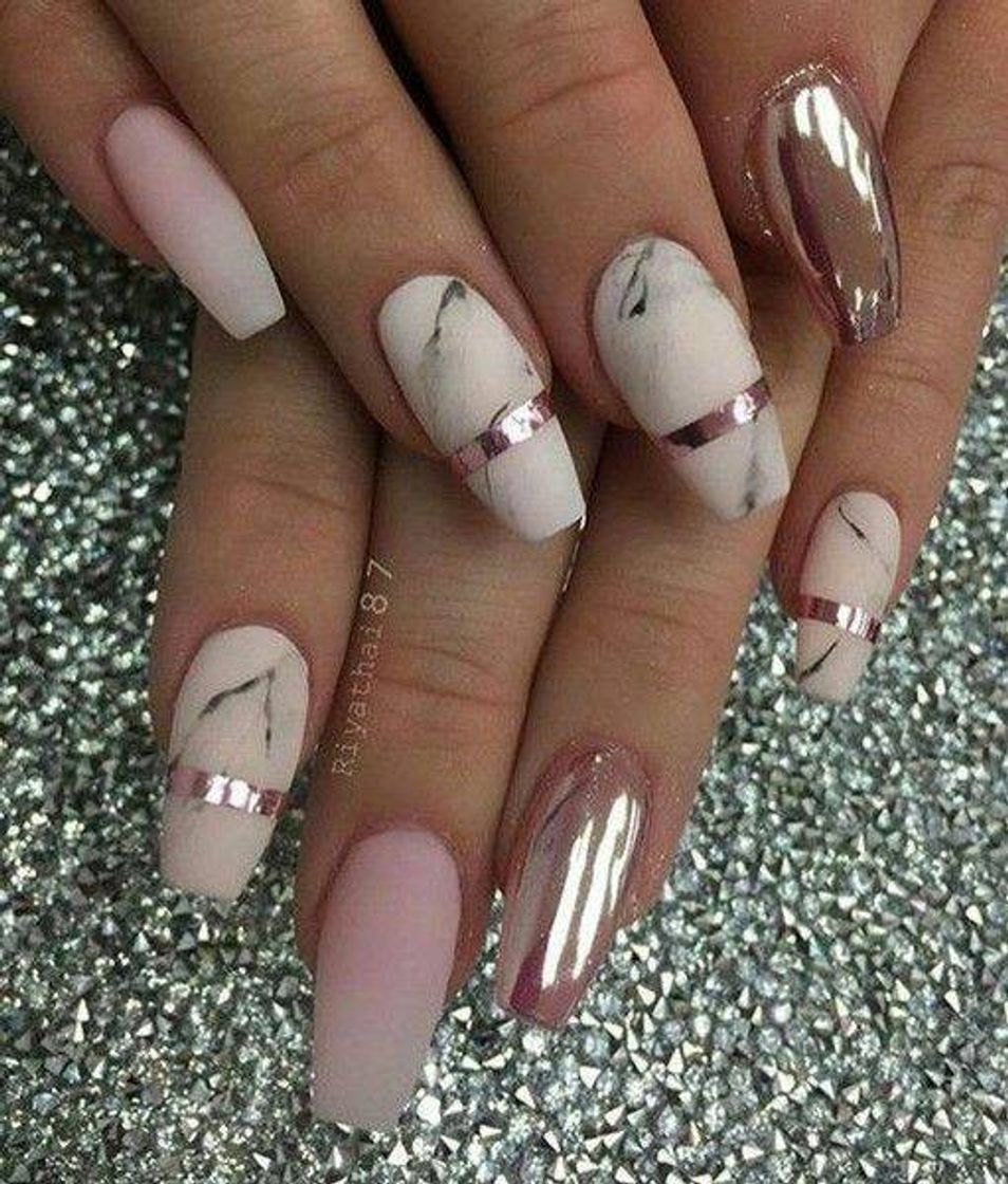Social Marble Rose Gold