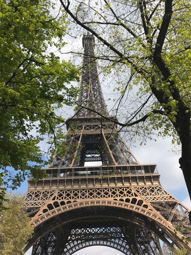 Place Torre Eiffel