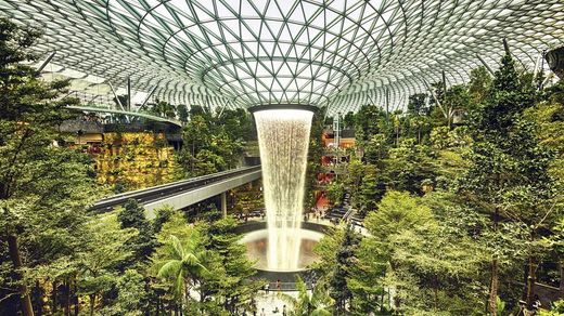 Singapore Changi Airport (SIN)