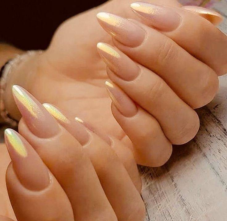 Moda Unhas brilhantes 