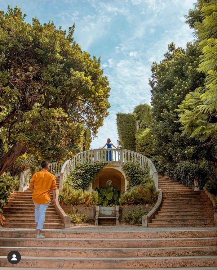 Place Saint-Jean-Cap-Ferrat