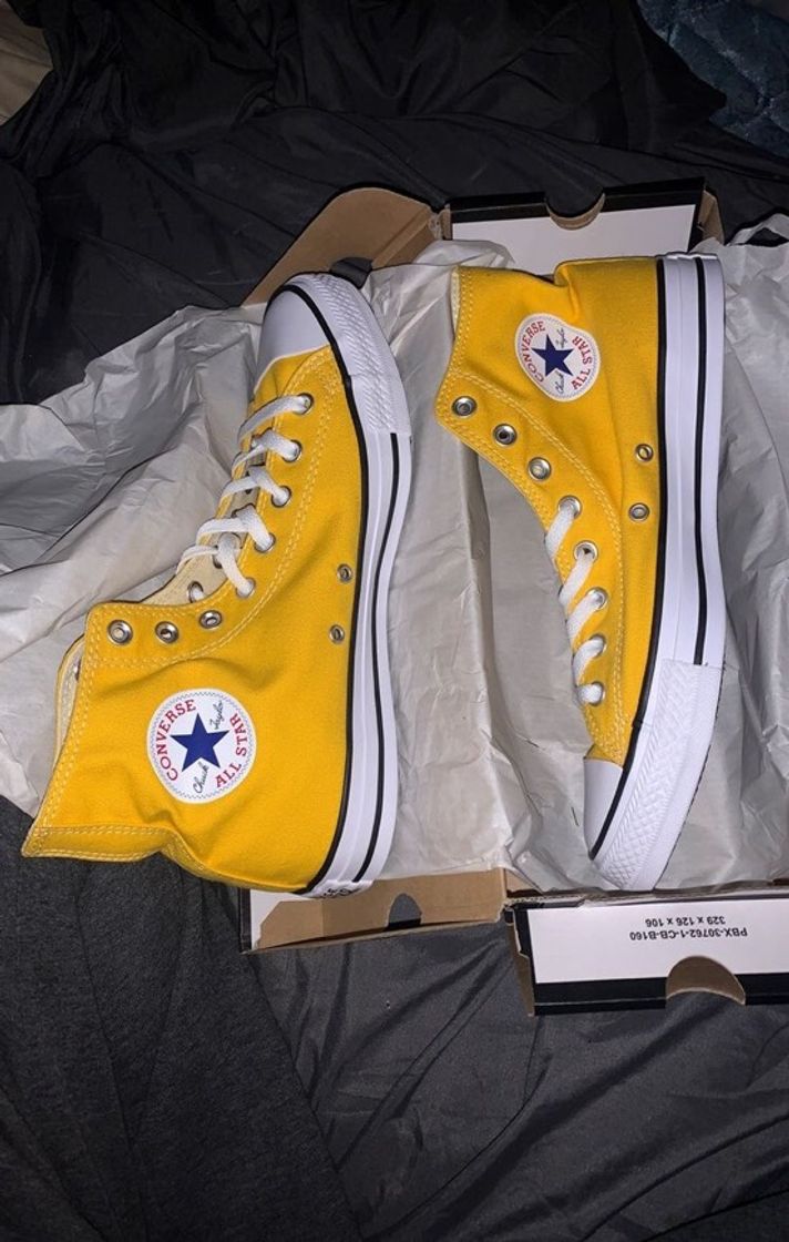 Moda Yellow hightop converse on Mercari 💛