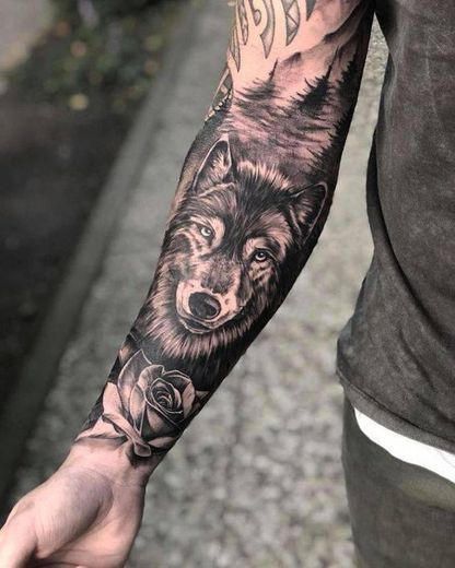 Lobo no braço e antebraço
