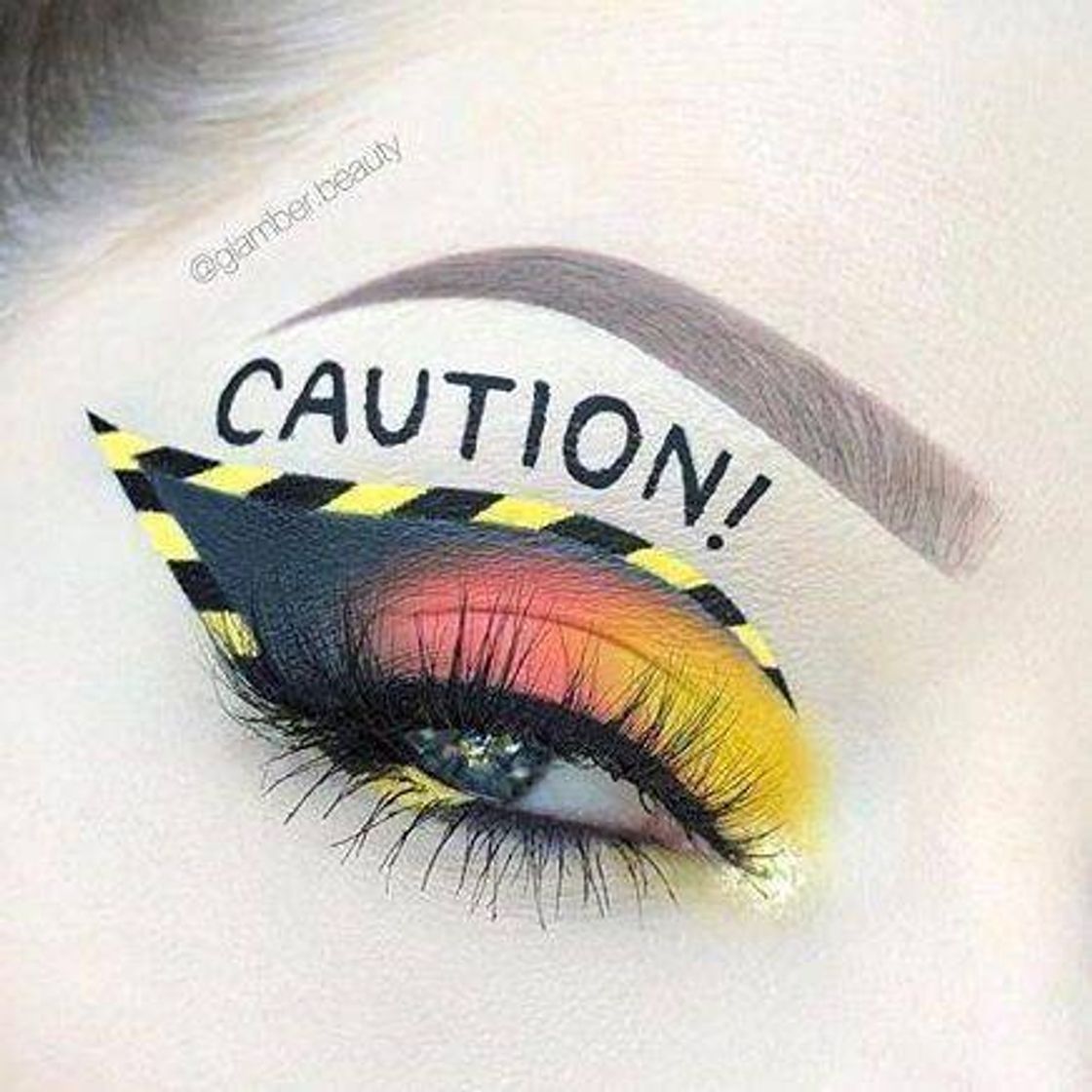 Fashion Caution🚧