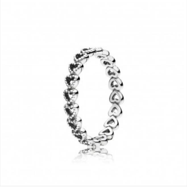 Pandora- Anel linked love