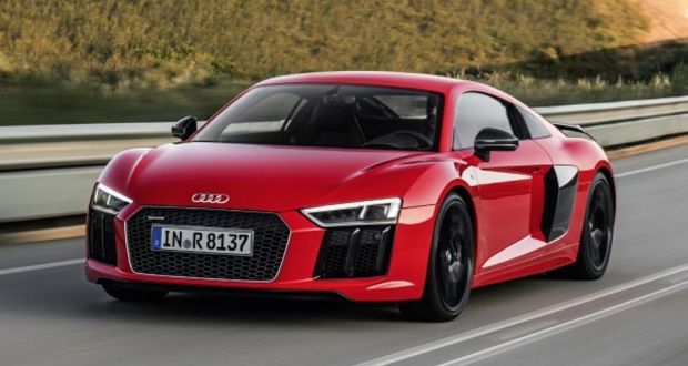 Social Audi R8