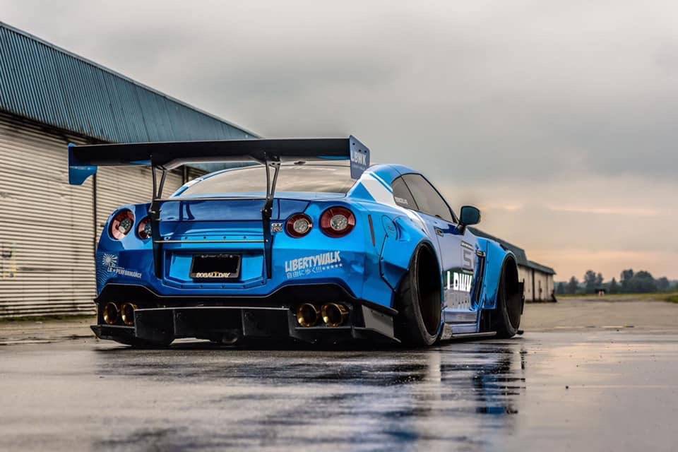 Social Nissan GTR r35