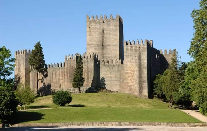 Place Guimarães Castle