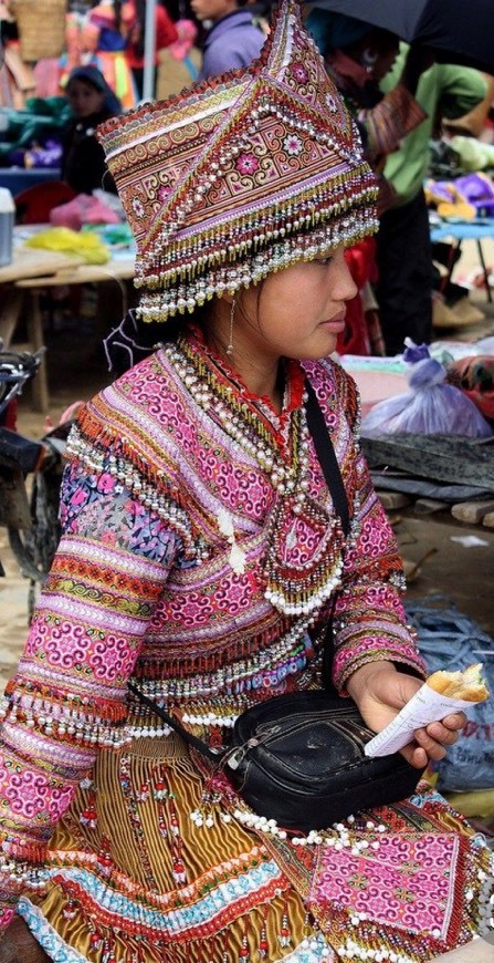 Product Tribal headdresses from around the world