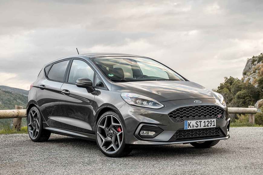 Social FORD FIESTA