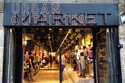 Place Urban Outfitters