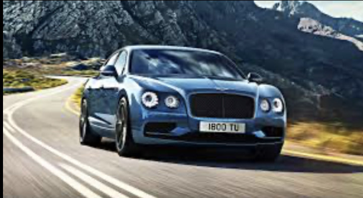 Moda  FLYING SPUR