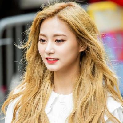 Twice's Tzuyu 11