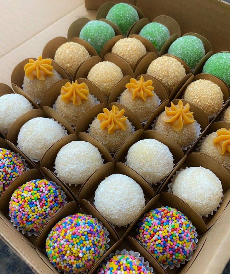 Fashion Beijinhos e brigadeiros 😋