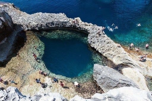 Place Blue Hole