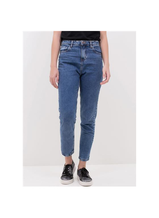 Products CALÇA MOM EM JEANS MÉDIO