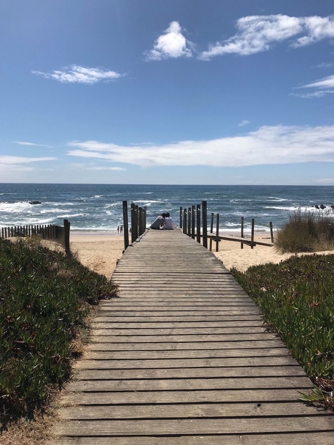 Lugar Praia da Madalena