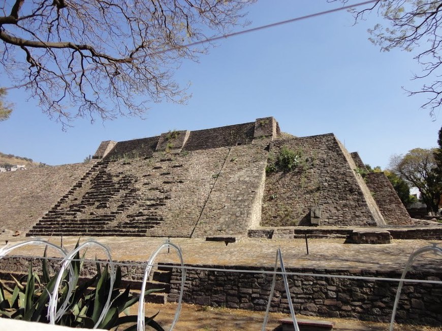 Lugar Zona Arqueológica de Tenayuca II