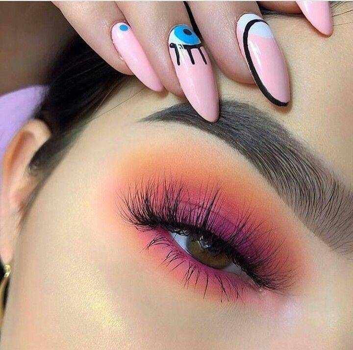 Social Makeup