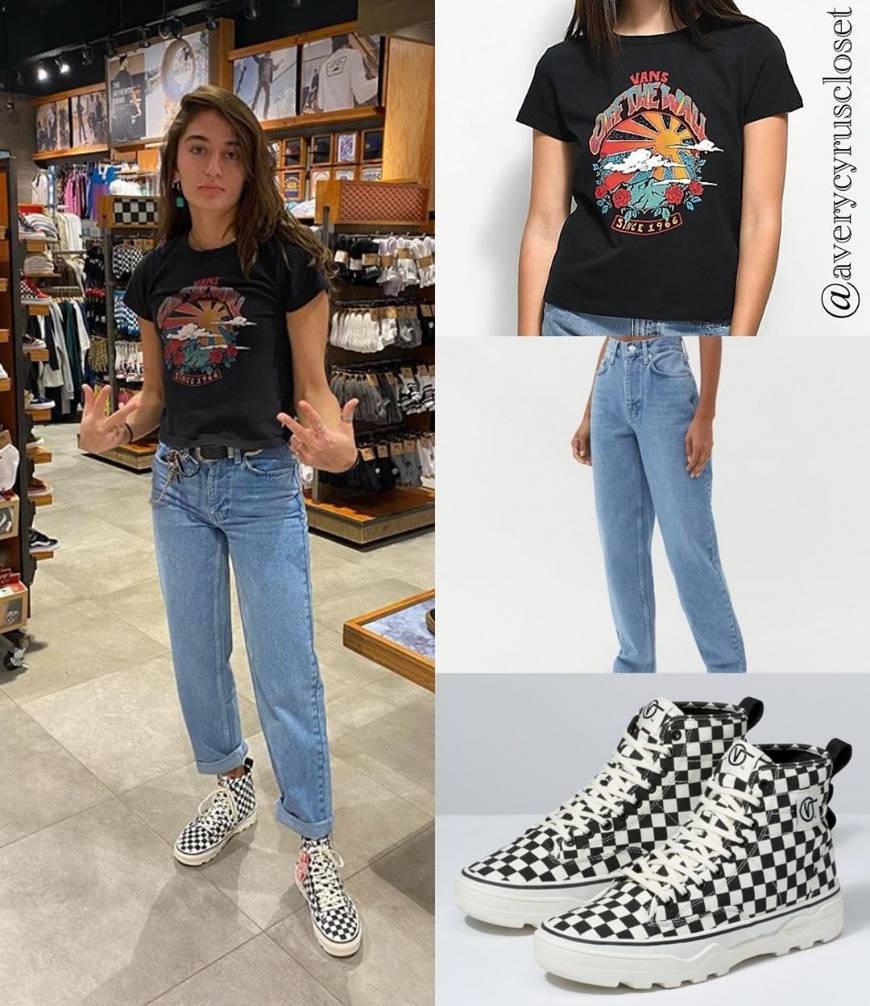 Social Avery Cyrus Outfits💜
