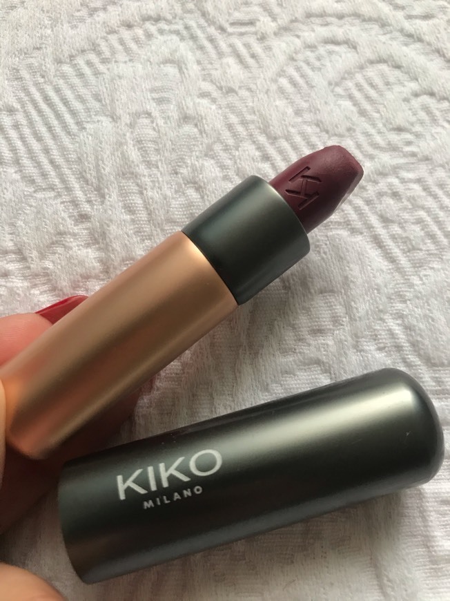 Fashion Batom Kiko Velvet Passion Matte lipstick      Cor: 317(wine)