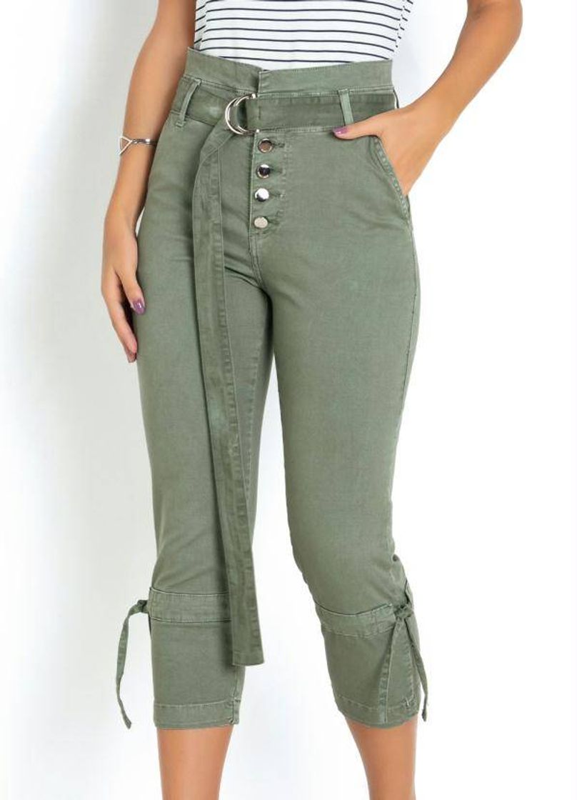 Fashion Calça Cropped Verde Sawary com Cinto Ajustável

