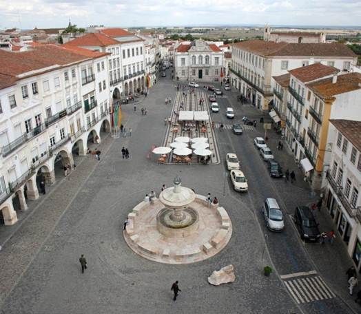 Lugar Praça do Giraldo