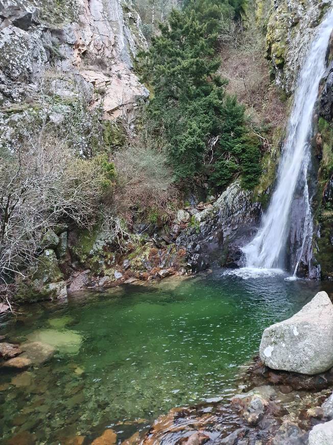 Place Trilho Poço do Inferno atração turística 