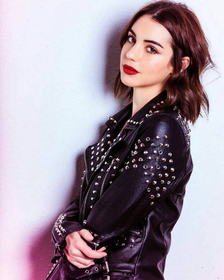 Moda Adelaide Kane 