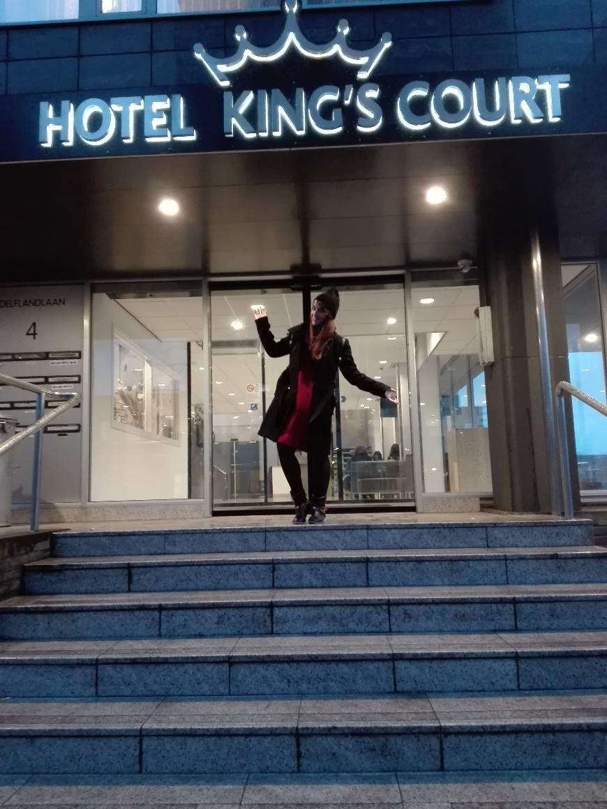 Place Hotel King's Court