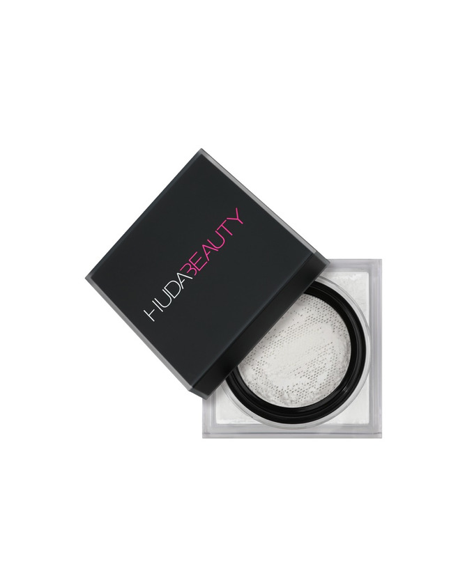 Product Huda Beauty Easy Bake Loose Powder