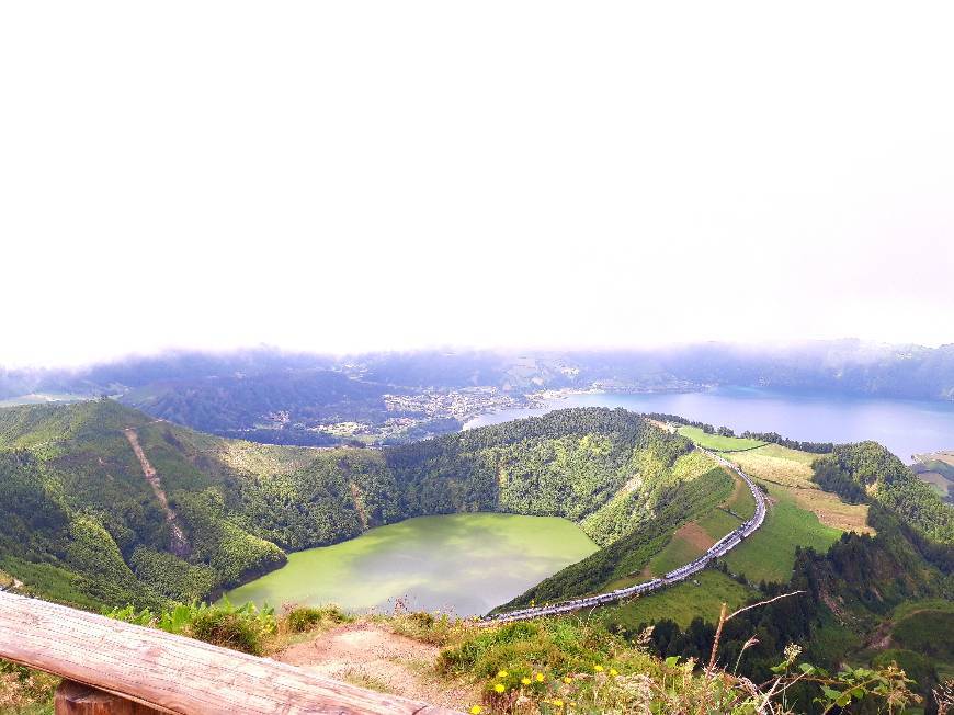 Place Lagoa de Santiago