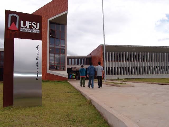 Moda UFSJ | Universidade Federal de São João del-Rei 